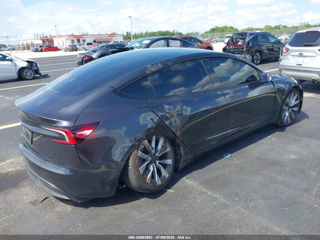 2024 TESLA MODEL 3 5YJ3E1EA2RF741805 Photo 3