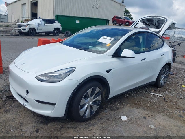 2021 TESLA MODEL Y 5YJYGDEE0MF224578 Photo 1