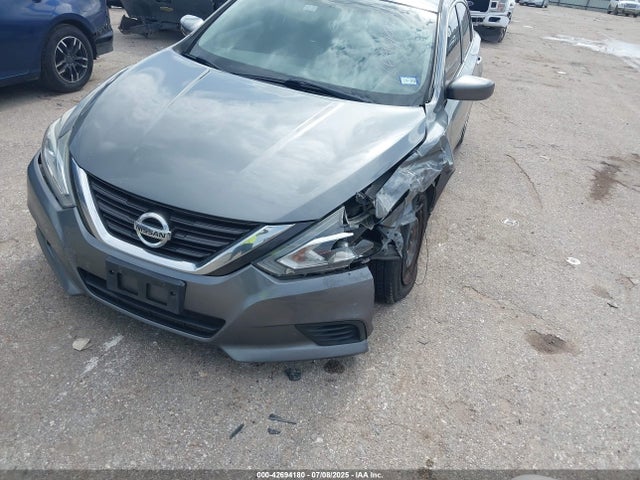 1N4AL3AP8GN383763 Nissan 2016