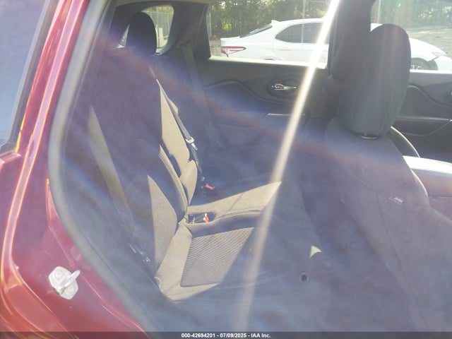 1C4PJLCB5LD581065 Jeep Cherokee
