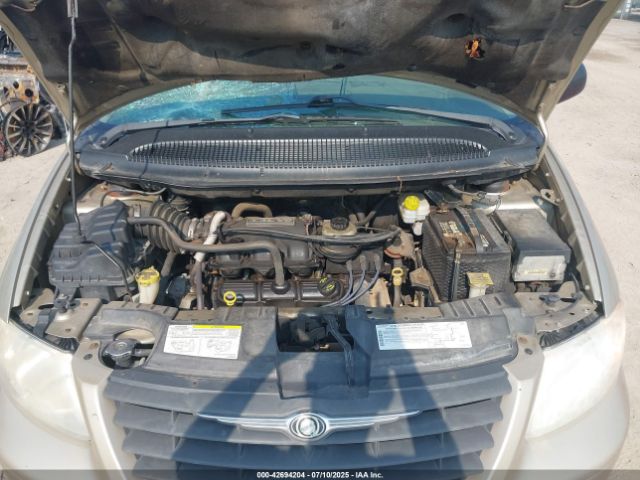 2005 CHRYSLER TOWN & COUNTRY 1C4GP45R85B437975 Photo 9