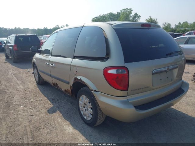 2005 CHRYSLER TOWN & COUNTRY 1C4GP45R85B437975 Photo 2