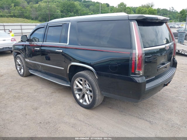 2019 CADILLAC ESCALADE ESV 1GYS3HKJ7KR301152 Photo 2