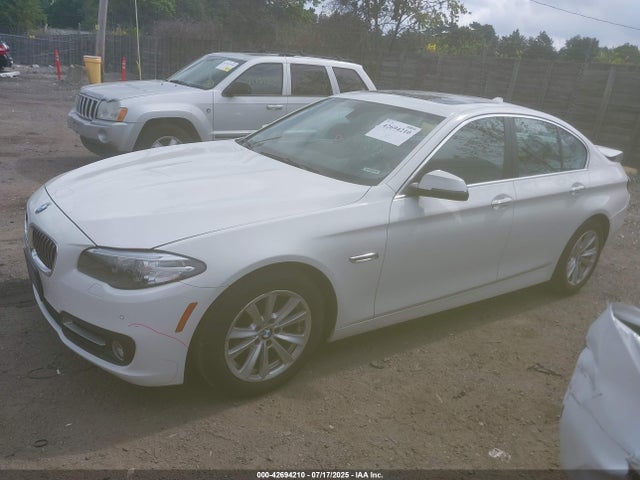 WBA5A7C57GG151239 BMW 528I