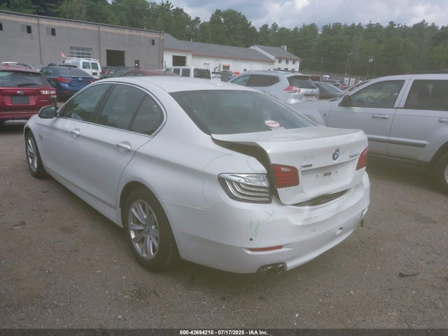 WBA5A7C57GG151239 BMW 528I