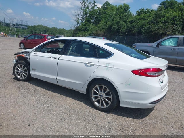 Ford 2.0l 4v atk hev 2017 3FA6P0PU2HR136355 Image 3