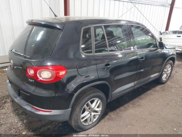 2011 VOLKSWAGEN TIGUAN WVGAV7AX5BW534360 Photo 3