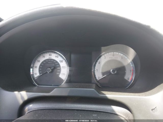 2011 JAGUAR XF SAJWA0GB3BLR98789 Photo 6