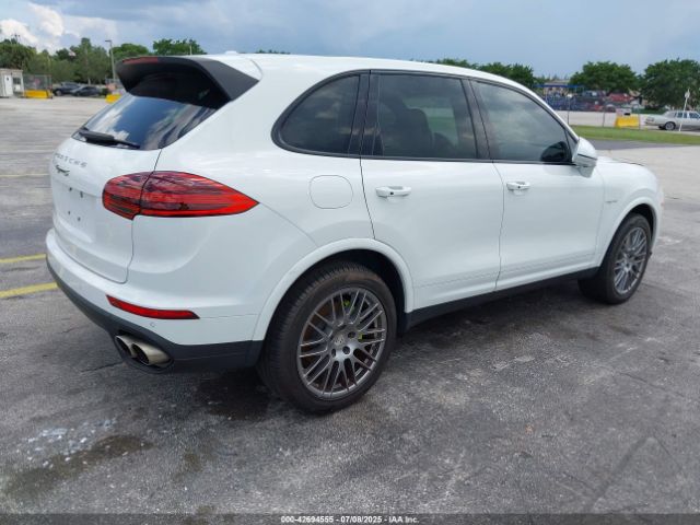 2016 PORSCHE CAYENNE E-HYBRID WP1AE2A25GLA63698 Photo 3