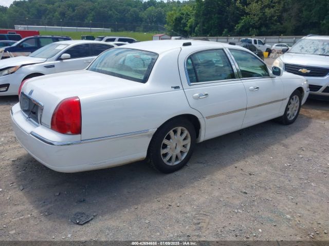 2009 LINCOLN TOWN CAR 2LNHM82V79X631577 Photo 3