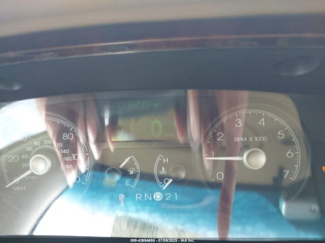 2009 LINCOLN TOWN CAR 2LNHM82V79X631577 Photo 6