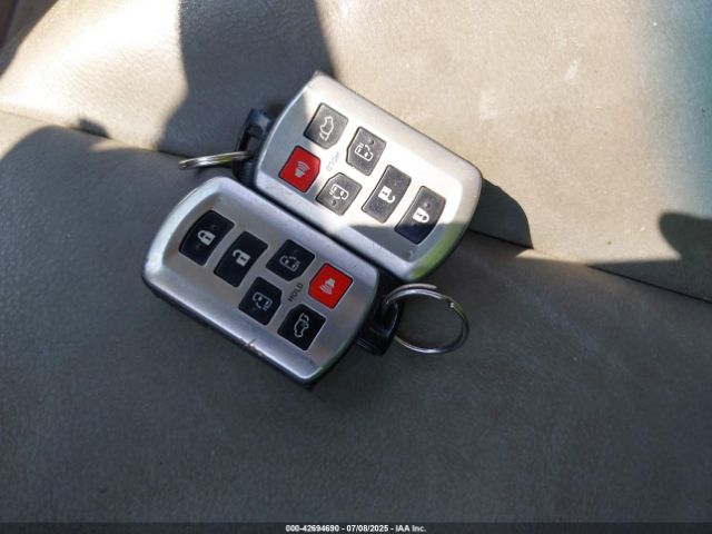 2014 TOYOTA SIENNA 5TDDK3DC3ES079590 Photo 10