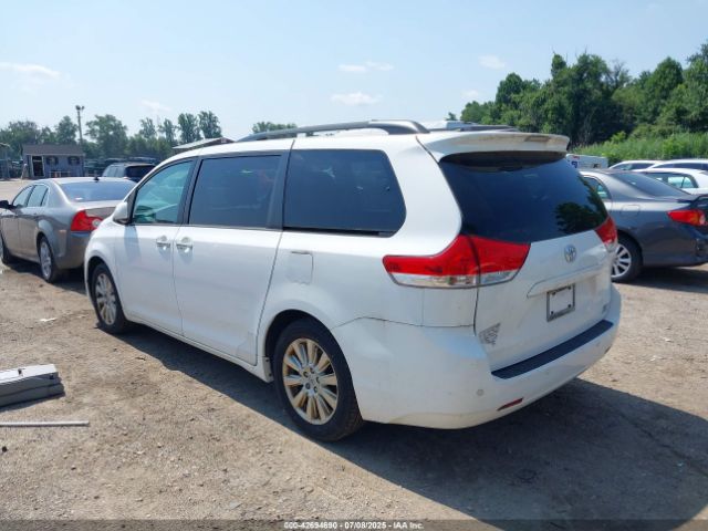 2014 TOYOTA SIENNA 5TDDK3DC3ES079590 Photo 2
