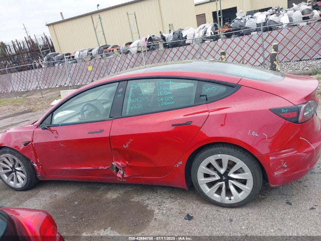 5YJ3E1EAXNF187276 Tesla 2022