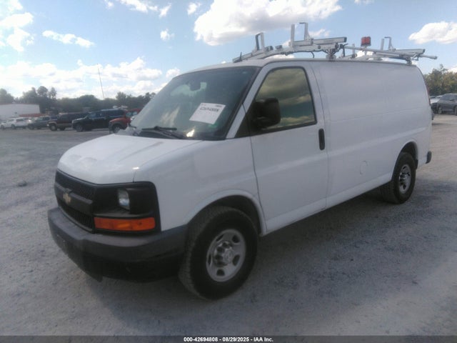 Chevrolet l20 2015 1GCWGFCF3F1161602 Image 2