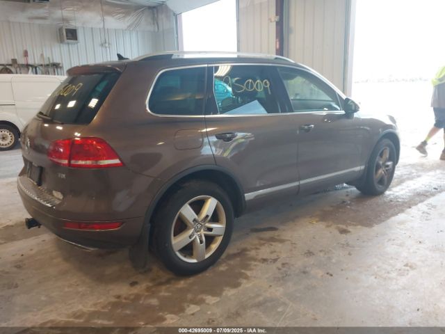 2013 VOLKSWAGEN TOUAREG WVGEP9BP9DD007507 Photo 3