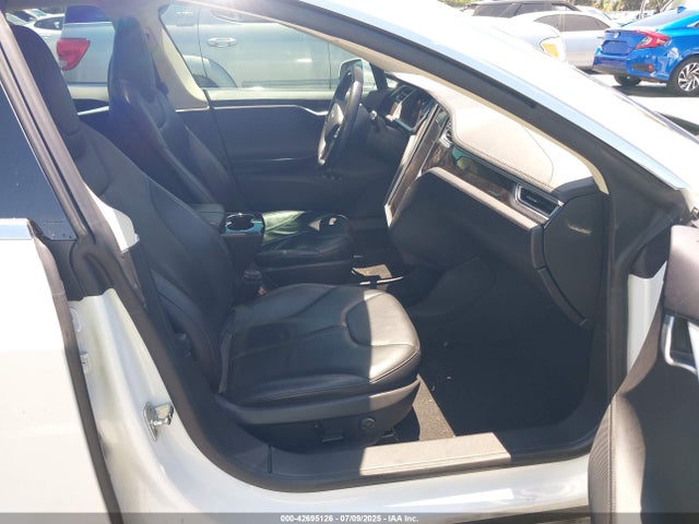 2013 TESLA MODEL S 5YJSA1CG9DFP20568 Photo 4