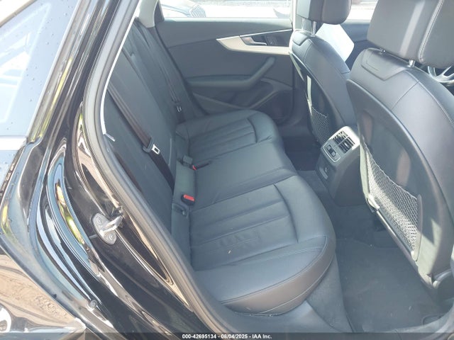 2017 AUDI A4 WAUENAF45HN006184 Photo 7