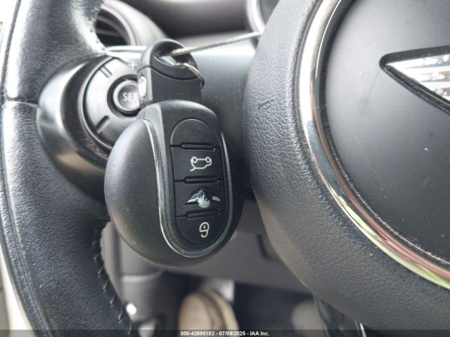 2015 MINI HARDTOP WMWXM5C59F3A59465 Photo 10