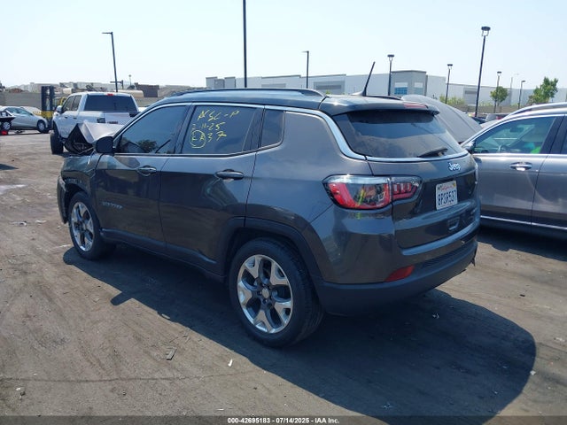 Jeep Compass 2019 3C4NJCCB7KT748901 Image 3