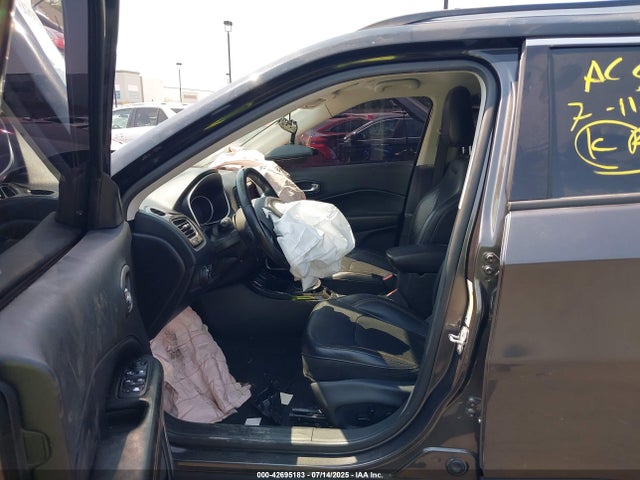 Jeep Compass 2019 3C4NJCCB7KT748901 Image 5