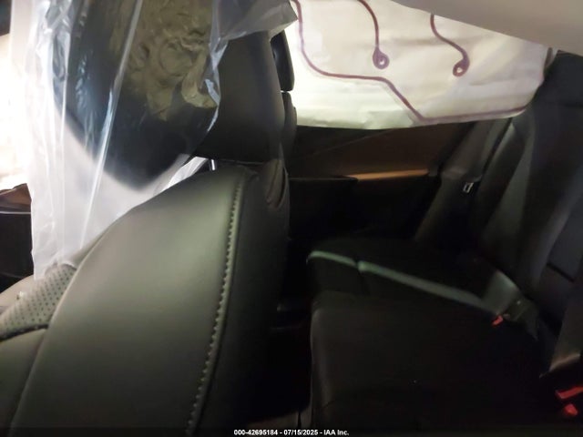 WVGKMPE21NP049766 Volkswagen 2022