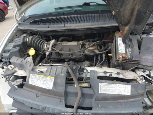 2005 CHRYSLER TOWN & COUNTRY 2C4GP54L25R582210 Photo 9