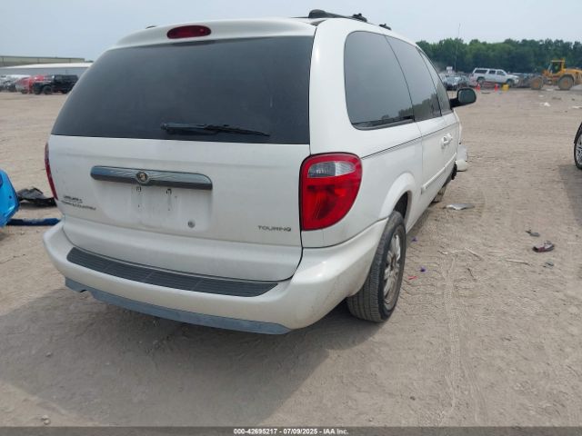 2005 CHRYSLER TOWN & COUNTRY 2C4GP54L25R582210 Photo 3