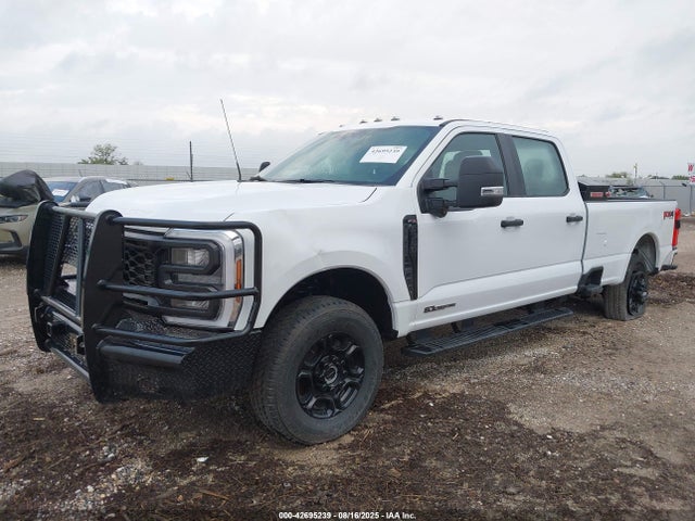 Ford F-350 2025 1FT8W3BT1SEC86859 Image 2