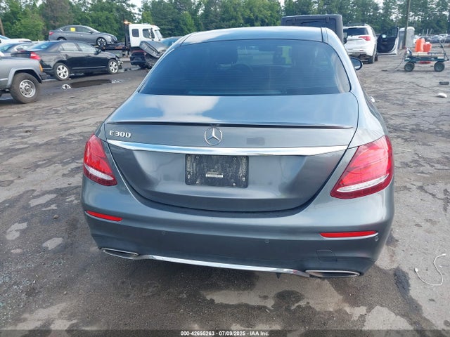 WDDZF4JB1HA235113 Mercedes-Benz m274