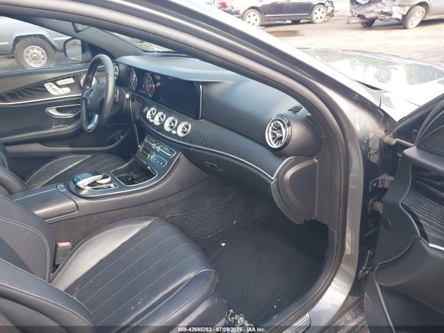 WDDZF4JB1HA235113 Mercedes-Benz m274