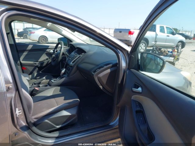 2014 FORD FOCUS 1FADP3F2XEL173043 Photo 4