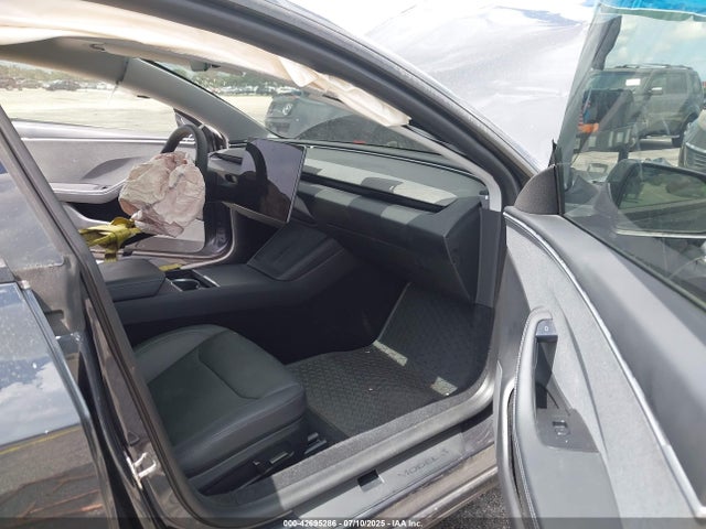 2024 TESLA MODEL 3 5YJ3E1EA7RF738284 Photo 4