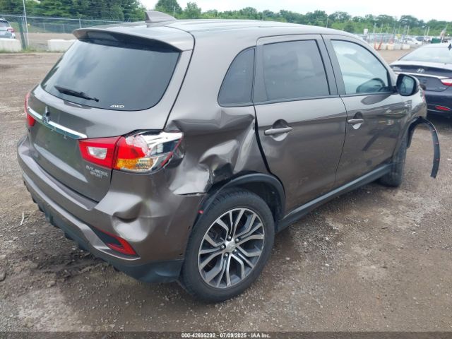 2018 MITSUBISHI OUTLANDER SPORT JA4AR3AU4JU020950 Photo 3