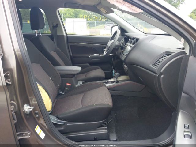 2018 MITSUBISHI OUTLANDER SPORT JA4AR3AU4JU020950 Photo 4