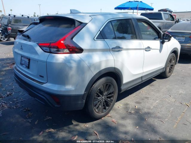 2022 MITSUBISHI ECLIPSE CROSS JA4ASVAA1NZ000301 Photo 3