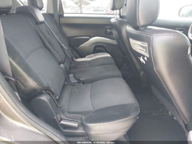 2011 MITSUBISHI OUTLANDER JA4JT3AW2BU033118 Photo 7