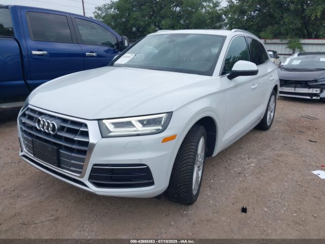 2019 AUDI Q5 WA1BNAFY7K2096546 Photo 1