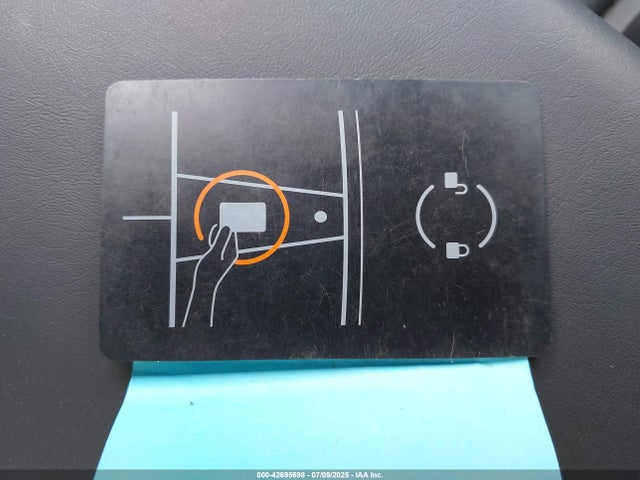 2023 TESLA MODEL 3 5YJ3E1EAXPF705437 Photo 10