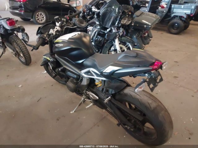 2020 TRIUMPH MOTORCYCLE STREET TRIPLE SMTA554S0LT983975 Photo 2