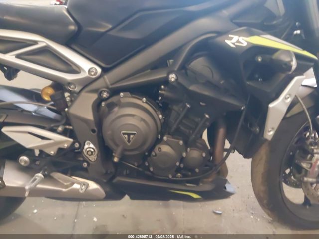 2020 TRIUMPH MOTORCYCLE STREET TRIPLE SMTA554S0LT983975 Photo 7