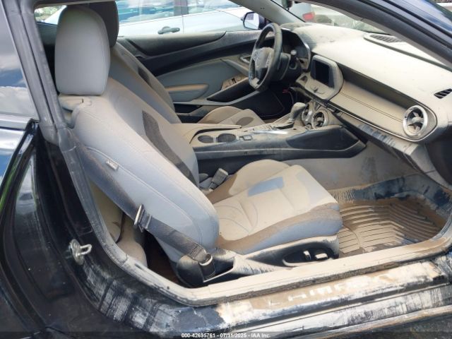 2022 CHEVROLET CAMARO 1G1FB1RX5N0117857 Photo 4