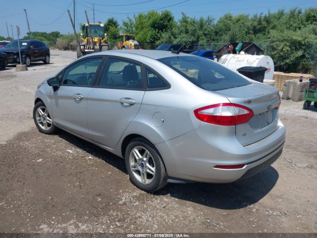 2018 FORD FIESTA 3FADP4BJ1JM106732 Photo 2