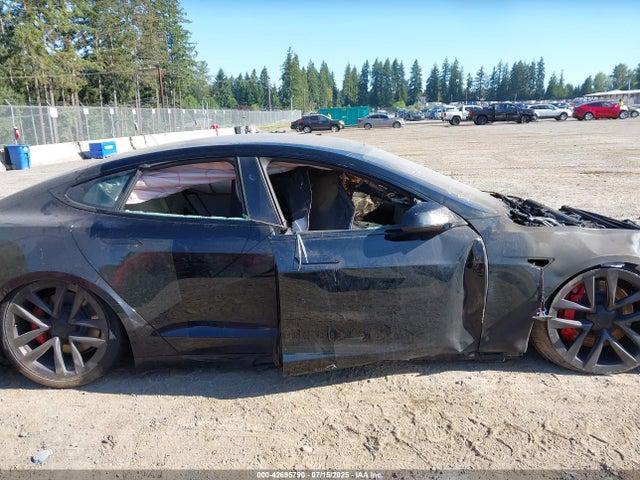 5YJSA1E64RF542130 Tesla 2024