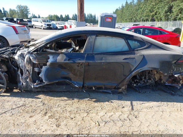 5YJSA1E64RF542130 Tesla 2024