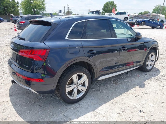 2019 AUDI Q5 WA1BNAFY6K2094187 Photo 3