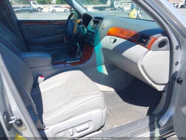 2005 LEXUS LS 430 JTHBN36F555023564 Photo 4