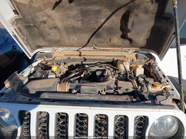 1C6JJTBG2NL113989 Jeep 2022