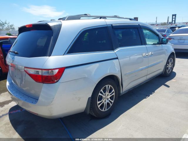 2011 HONDA ODYSSEY 5FNRL5H67BB002613 Photo 3