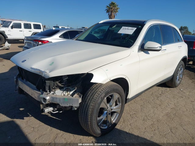 WDC0G4JB6HF259615 Mercedes-Benz m274